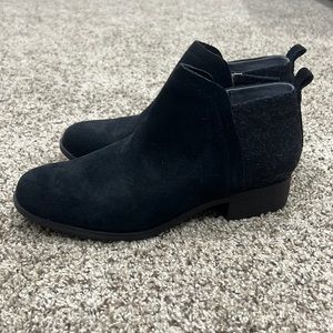 TOMS ankle booties